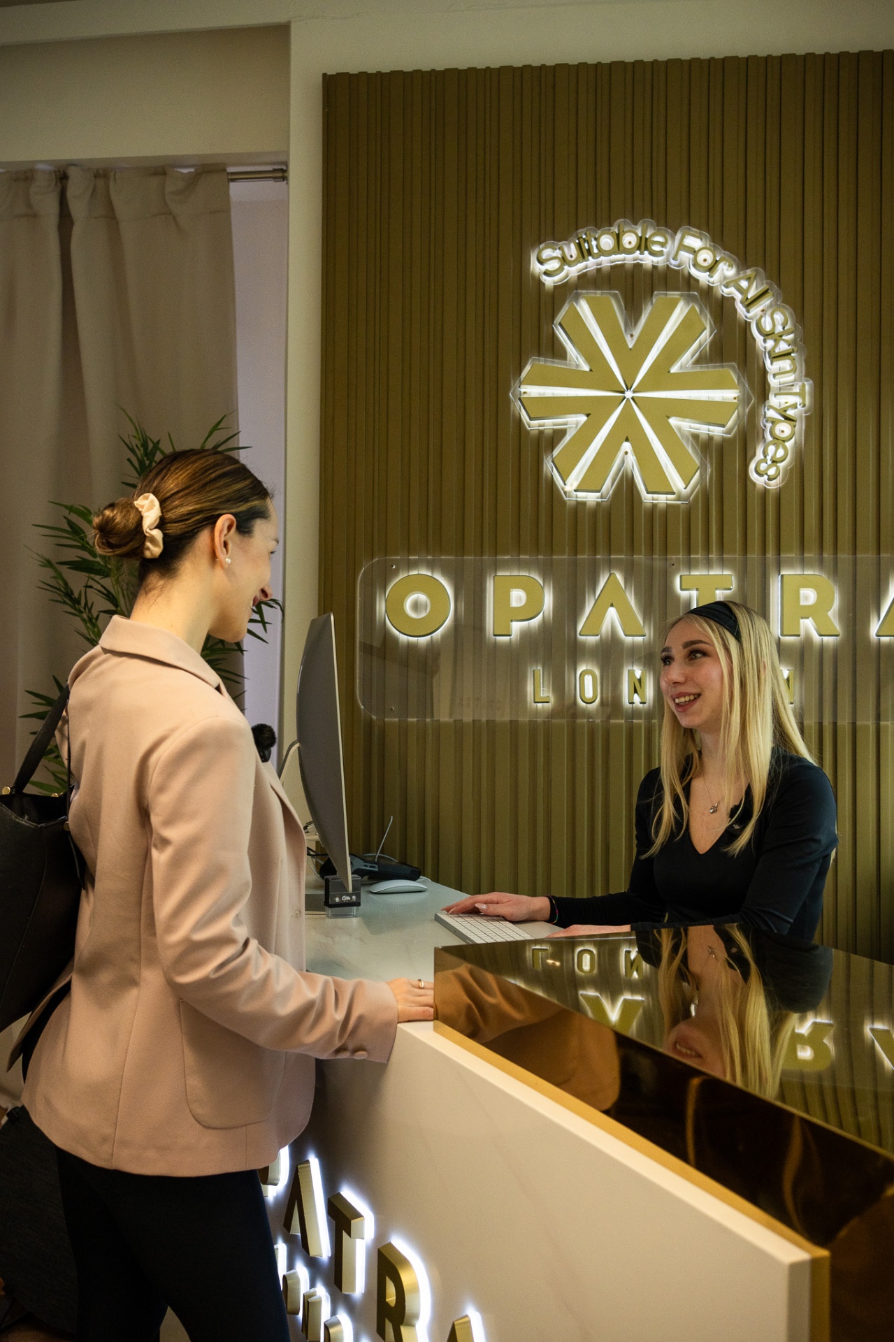 Empfang bei Opatra Zürich